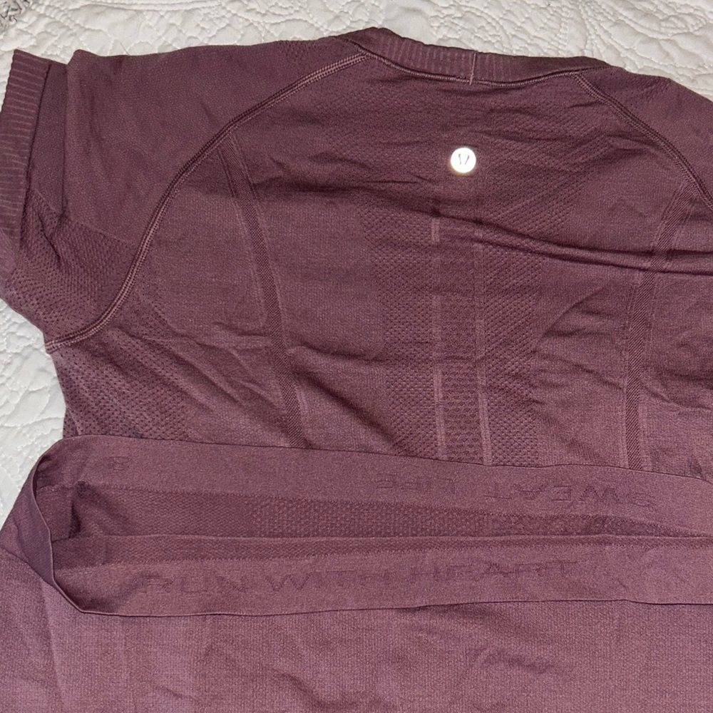 Mauve Lululemon top